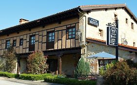 La Casona De Revolgo